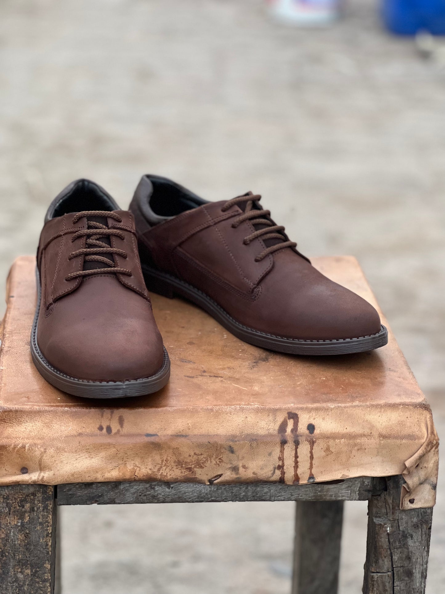 7069-Oily Brown Casual Suede Shoes with extra comfort on back