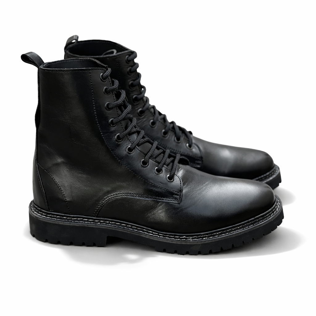 VT-01 Black Ankle Boots - DeVogue