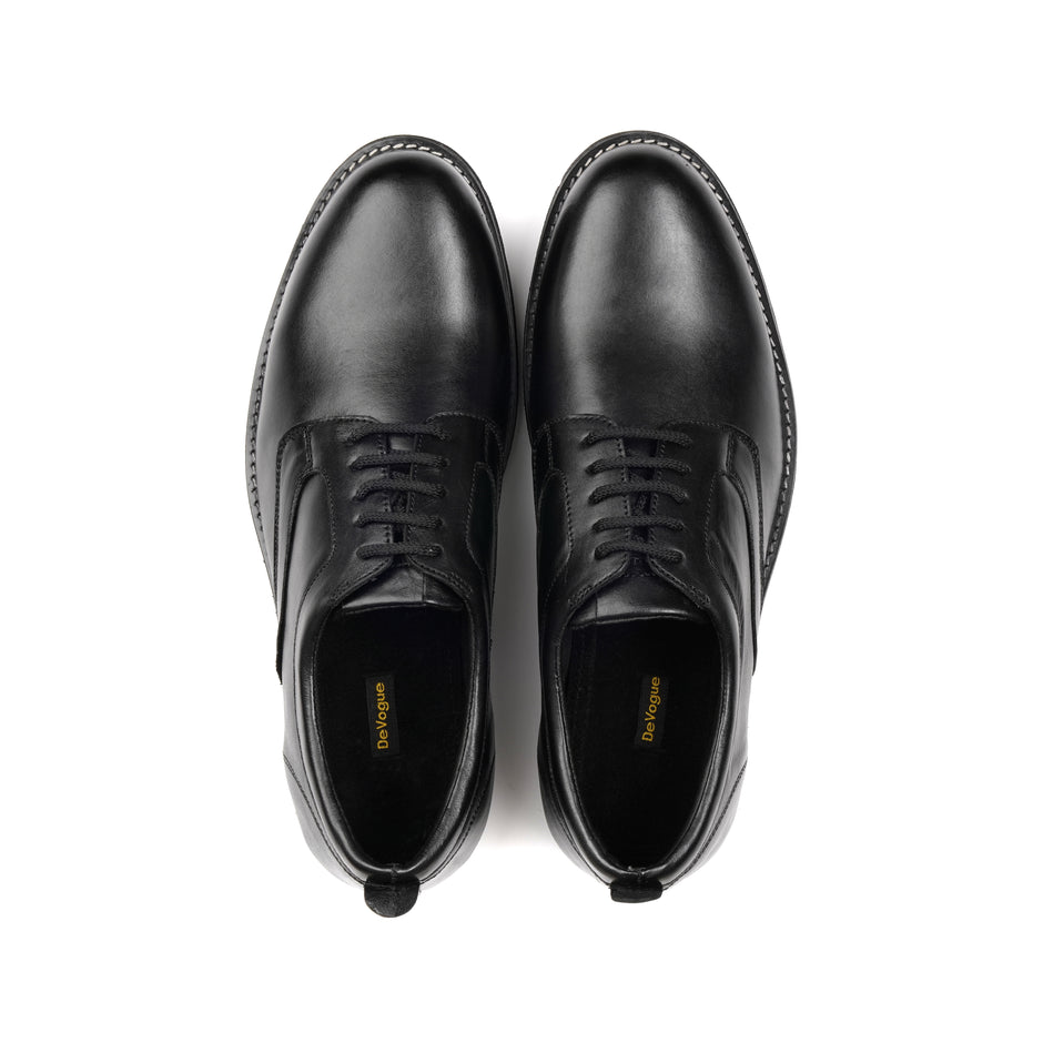 VogeLuxe | Men’s Smooth Leather Chelsea Ankle Boots main image 1