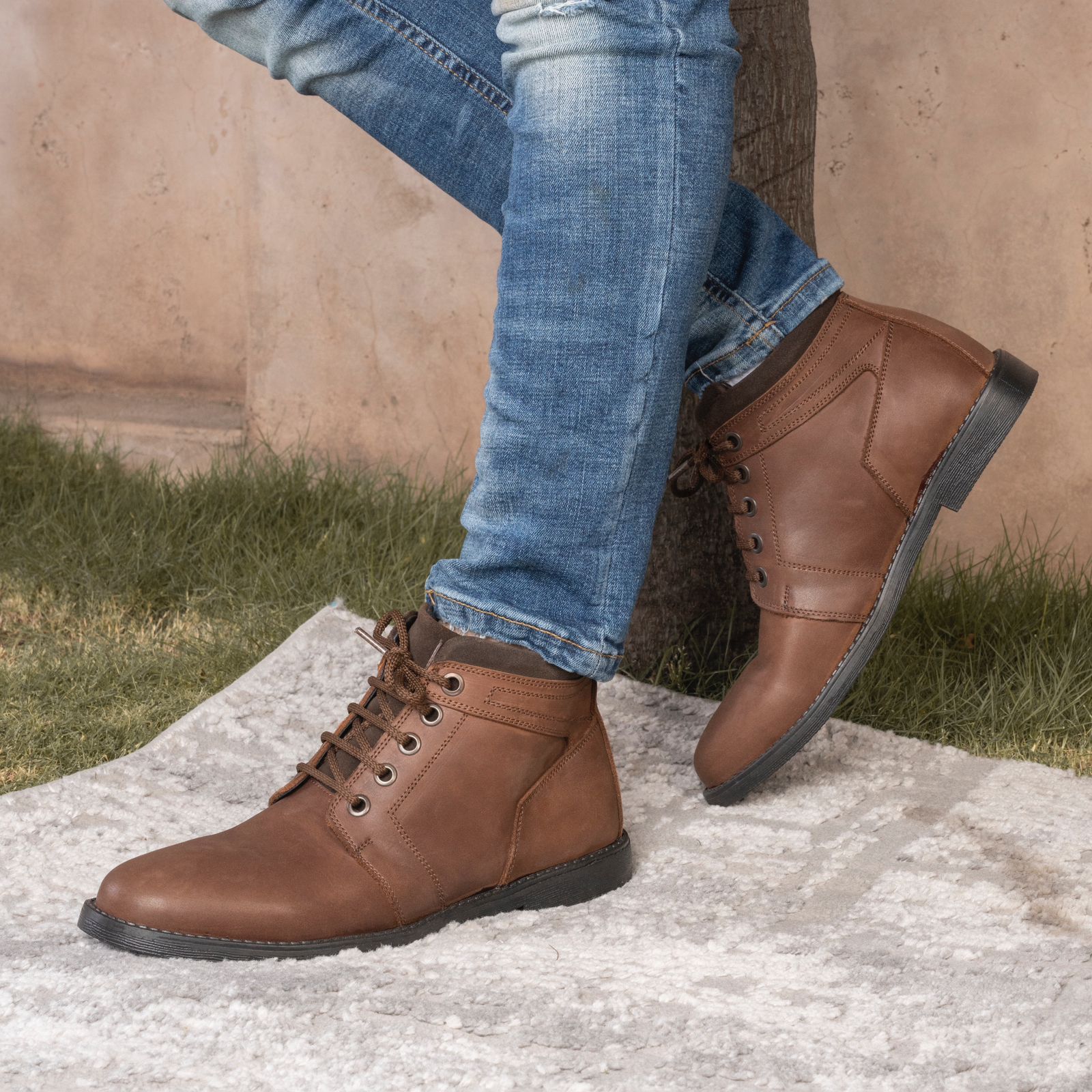Ankle Boots in Oily Cow Leather - DeVogue