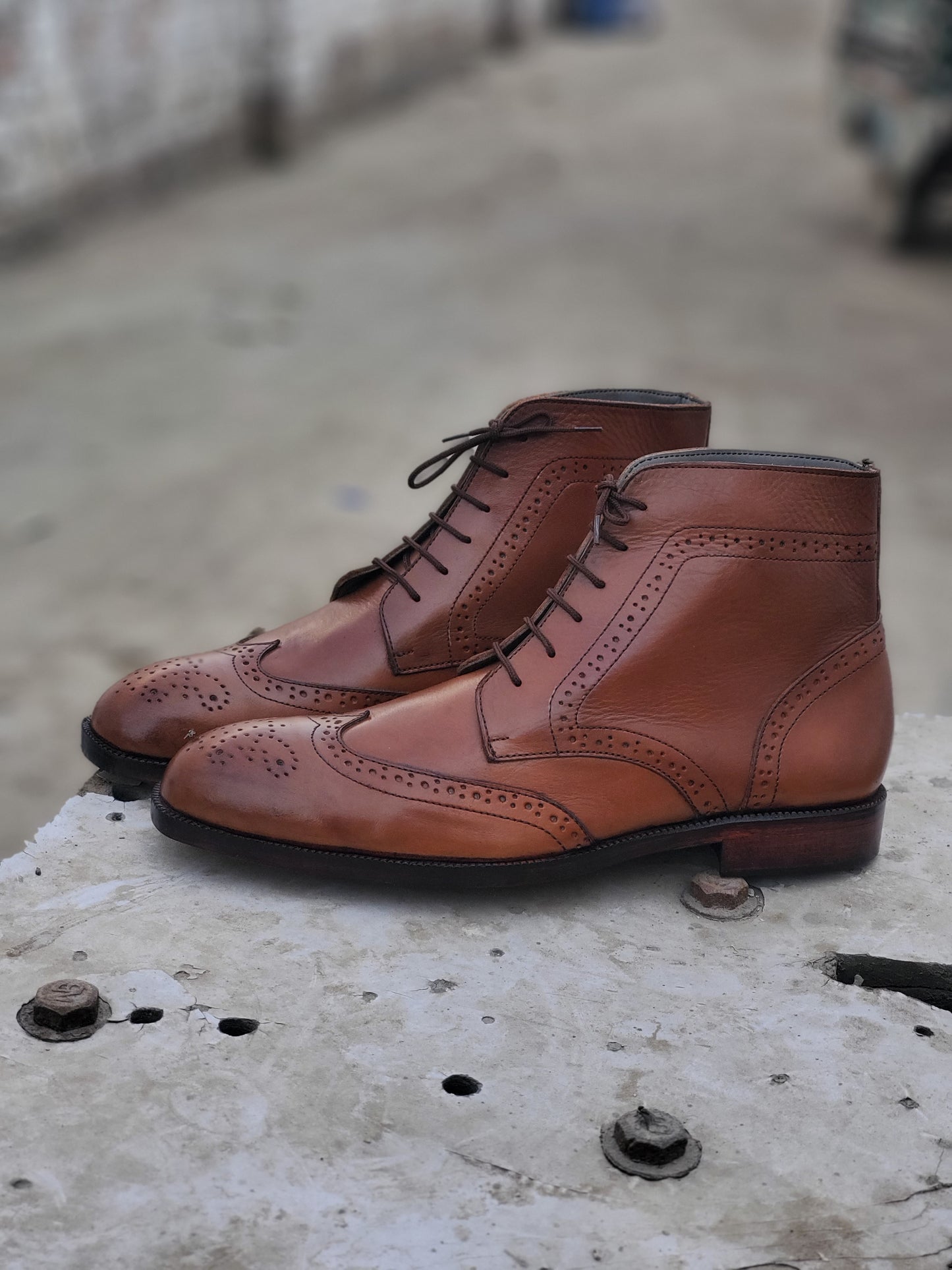 Royal High Ankle Brogue Laces Shoe - DeVogue